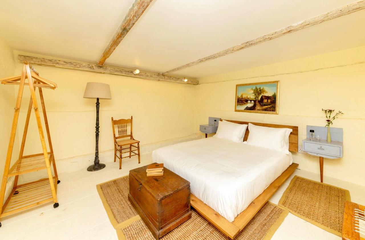 Bed & Breakfast Amina Boutique Cape Town